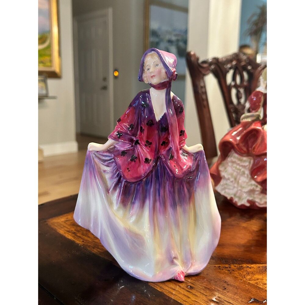 Royal Doulton Sweet Anne HN 1496 Leslie Harradine Vintage Figurine